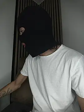 findomhot online show from 11/26/25, 12:16