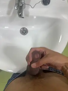 findomhot online show from 10/31/25, 05:31