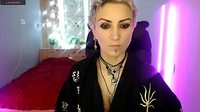 Sweet-n-Strong online show from 11/18/25, 01:03