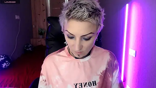 Sweet-n-Strong online show from 11/19/25, 08:14