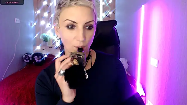 Sweet-n-Strong online show from 11/08/25, 11:25