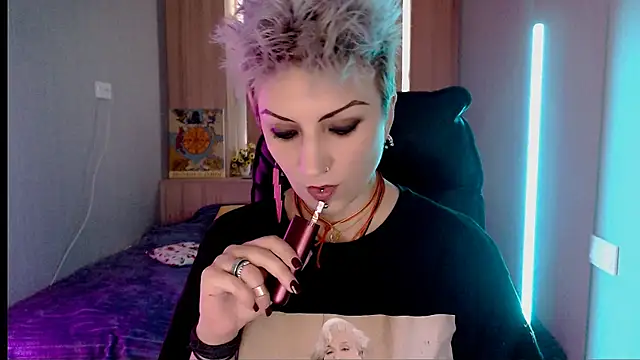 Sweet-n-Strong online show from 02/25/26, 06:24