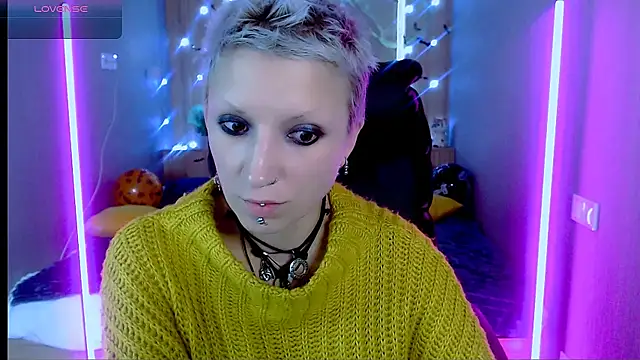 Sweet-n-Strong online show from 10/28/25, 08:13