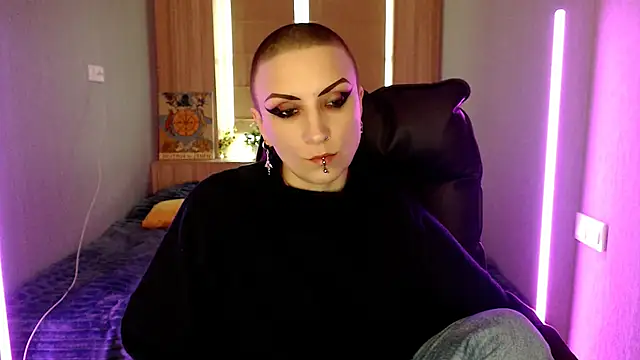 Sweet-n-Strong online show from 04/19/26, 11:00