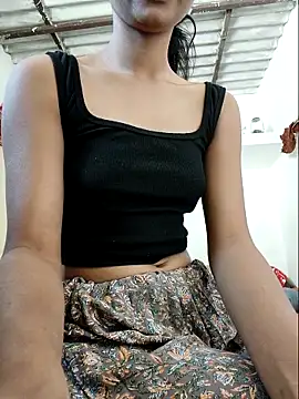 Snapshot of Kissu-Jaan chatting on 11/14/25, 05:11 Kissu-Jaan online show from 11/14/25, 05:11