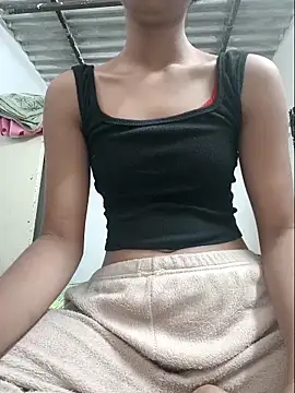 Snapshot of Kissu-Jaan chatting on 11/25/25, 04:24 Kissu-Jaan online show from 11/25/25, 04:24