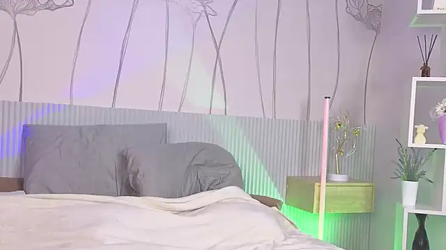 Charil Wilson online show from 10/30/25, 04:33