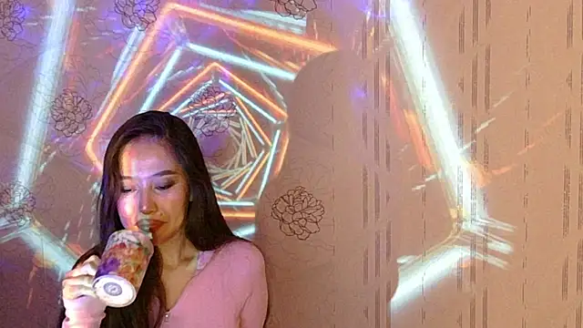 LumiHeart online show from 11/18/25, 03:59