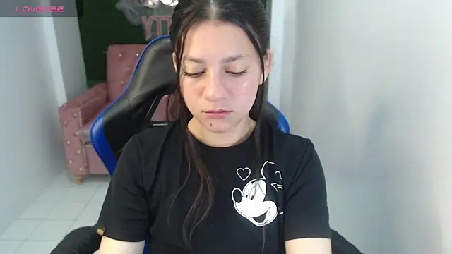 velvetvixen t online show from 11/15/25, 12:42