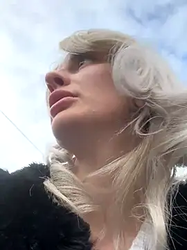 blondegirlx online show from 11/08/25, 12:52