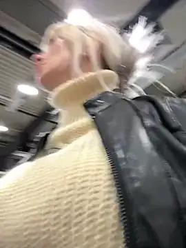 blondegirlx online show from 12/20/25, 03:48