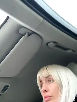 blondegirlx online show from 11/28/25, 12:05