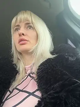 blondegirlx online show from 11/23/25, 10:47