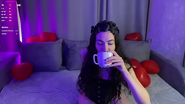 Mulan Lo online show from 02/23/26, 07:36