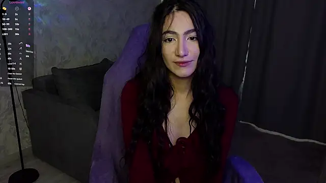 Mulan Lo online show from 04/07/26, 10:06