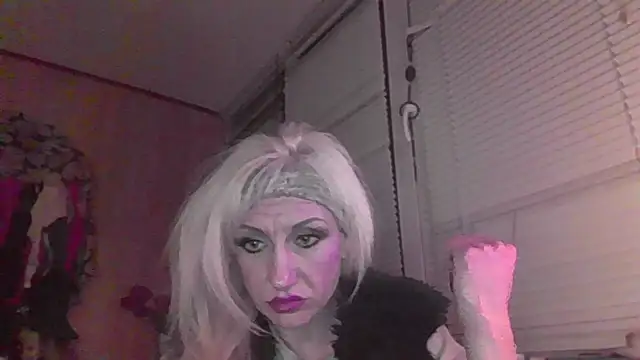 LilaniLoverx online show from 04/24/26, 10:01