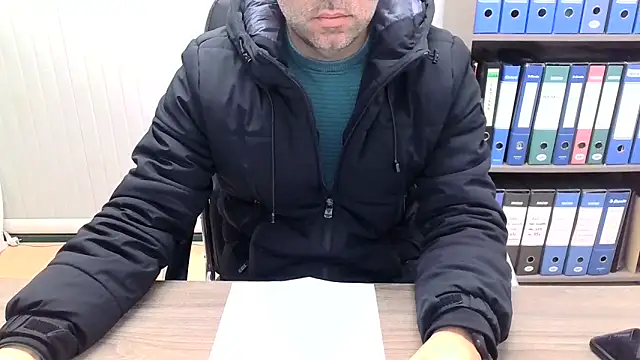 Evasionee online show from 12/19/25, 07:11