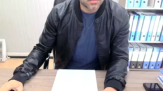 Evasionee online show from 11/11/25, 07:47