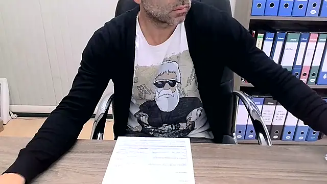 Evasionee online show from 11/17/25, 07:34