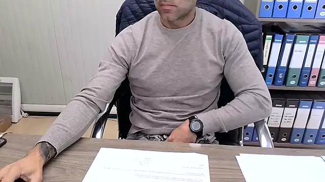 Evasionee online show from 11/20/25, 09:10