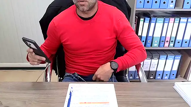 Evasionee online show from 11/28/25, 10:48