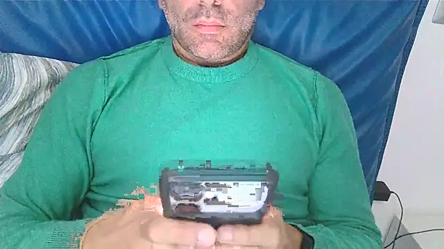 Evasionee online show from 10/27/25, 09:05