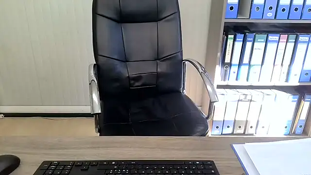 Evasionee online show from 02/25/26, 08:47