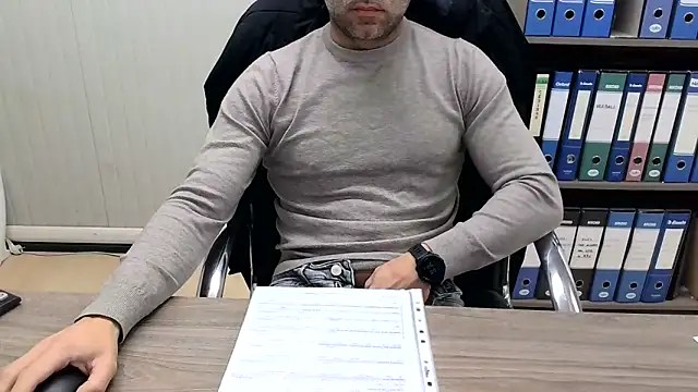 Evasionee online show from 12/23/25, 07:29