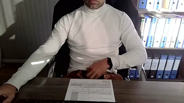 Evasionee online show from 12/22/25, 08:14