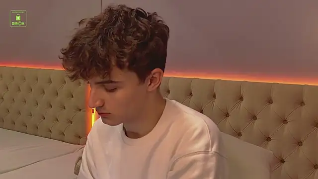 Richard steele hot online show from 11/06/25, 03:27