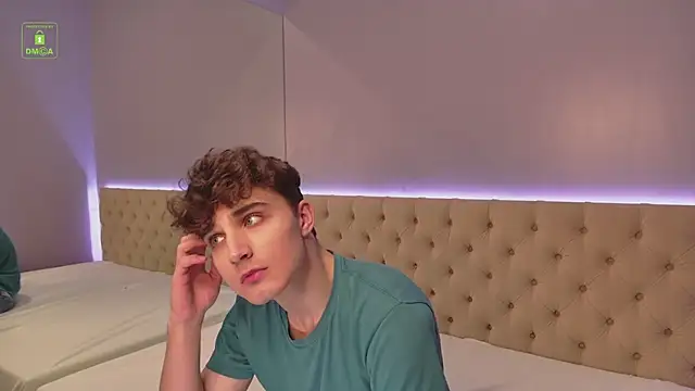 Richard steele hot online show from 11/04/25, 03:16