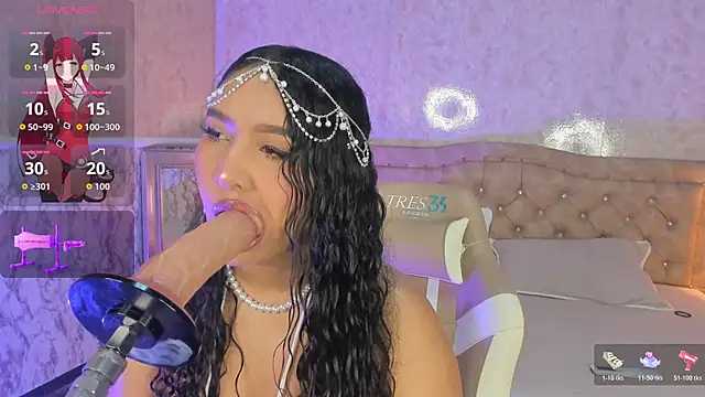 WhitneySweet online show from 11/03/25, 03:12