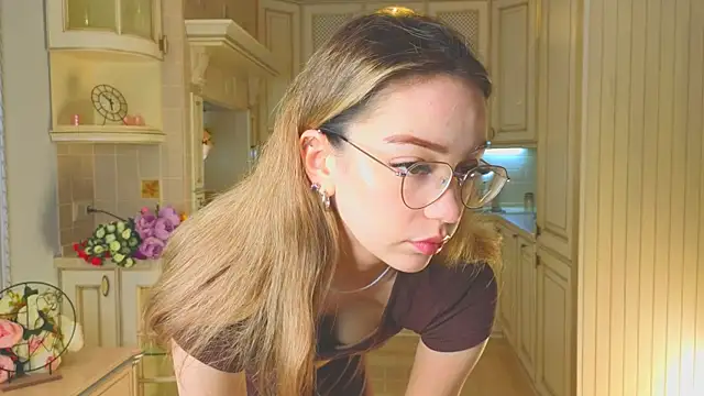 DeiraCharson online show from 11/09/25, 03:10