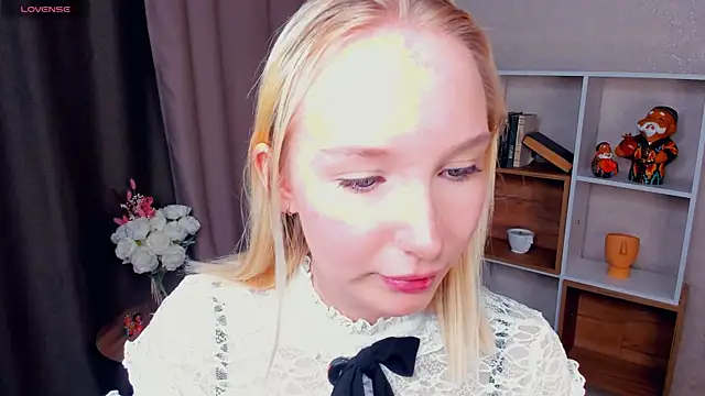 Snapshot of NorikoLiebeck chatting on 10/25/25, 07:07 NorikoLiebeck online show from 10/25/25, 07:07