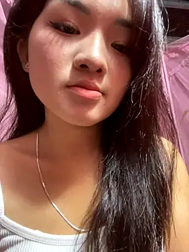 Snapshot of Su-su18 chatting on 10/31/25, 03:14 Su-su18 online show from 10/31/25, 03:14