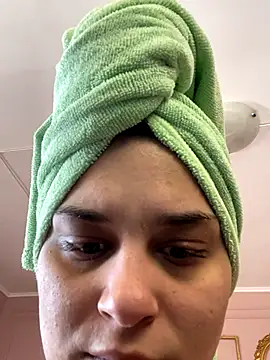 kittykelly online show from 11/02/25, 10:09