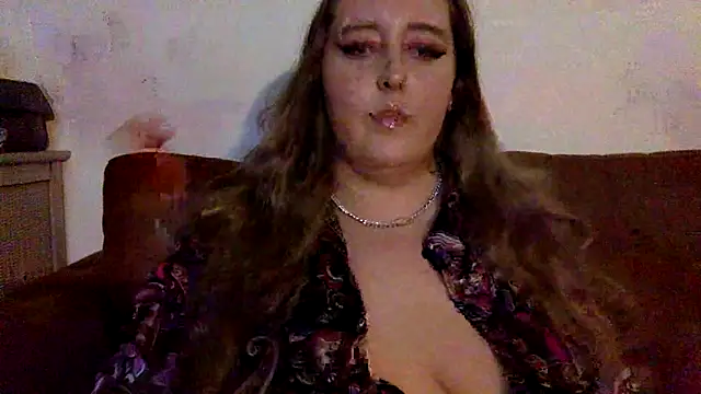 Snapshot of goddessbarbie444 chatting on 10/28/25, 12:22 goddessbarbie444 online show from 10/28/25, 12:22