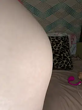 Rosa Yulia online show from 04/06/26, 08:54