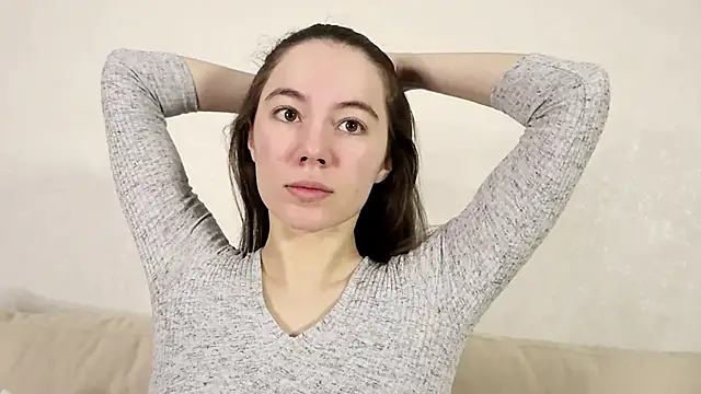 Petalwren online show from 12/16/25, 11:25