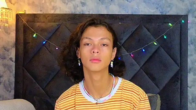 Indi rave online show from 11/26/25, 01:00