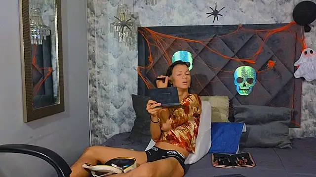 Indi rave online show from 10/31/25, 12:57