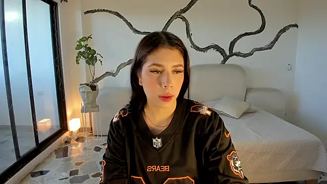 AsiaMillerr  online show from 12/01/25, 12:28