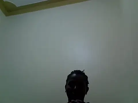 Snapshot of FUNNY_PUSS chatting on 11/02/25, 10:09 FUNNY PUSS online show from 11/02/25, 10:09