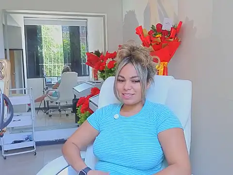 Snapshot of diosadeluniverso chatting on 03/15/26, 02:02 diosadeluniverso online show from 03/15/26, 02:02