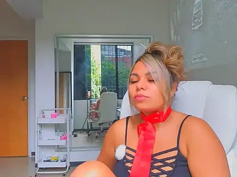 Snapshot of diosadeluniverso chatting on 03/29/26, 04:30 diosadeluniverso online show from 03/29/26, 04:30