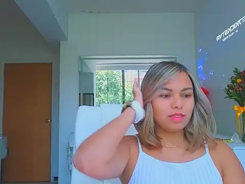 Snapshot of diosadeluniverso chatting on 03/23/26, 04:40 diosadeluniverso online show from 03/23/26, 04:40