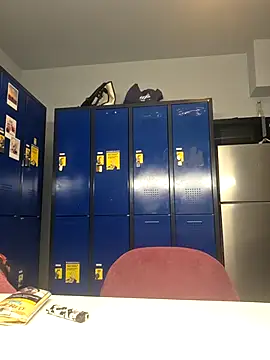 Hausverbot3 online show from 04/19/26, 12:00