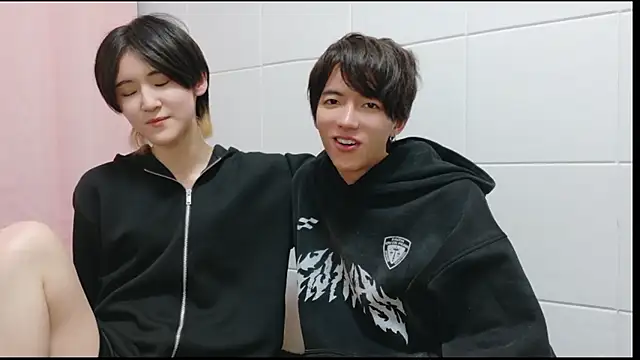 NORA NEKO 2 2 online show from 11/26/25, 01:33