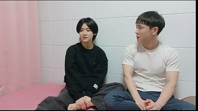 NORA NEKO 2 2 online show from 11/29/25, 10:37