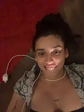 Snapshot of gigi333regi chatting on 03/04/26, 01:13 gigi333regi online show from 03/04/26, 01:13